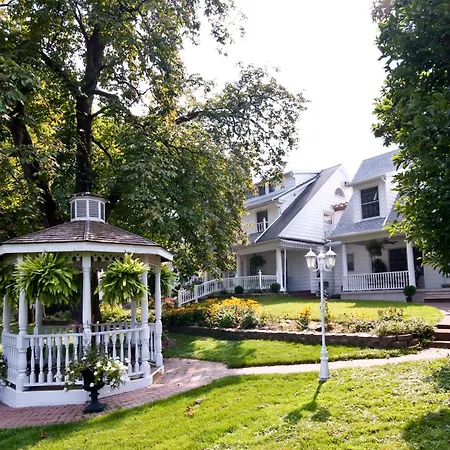 Chestnut Inn-2